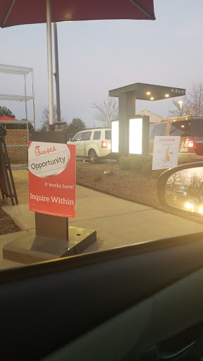 Fast Food Restaurant «Chick-fil-A», reviews and photos, 1033 Glenbrook Way, Hendersonville, TN 37075, USA