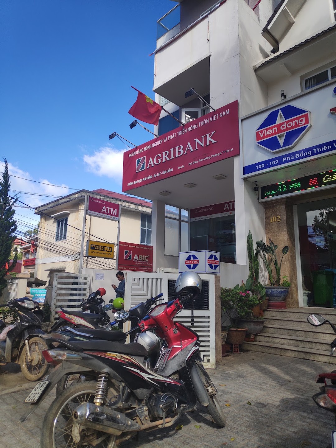 Phòng Giao Dịch Phù Đổng Ngân Hàng Agribank