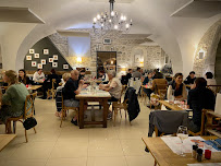 Atmosphère du Restaurant L'auberge des 3 becs à Pont-de-Barret - n°2