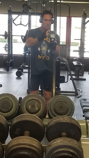 Gym «LA Fitness», reviews and photos, 9143 De Soto Ave, Chatsworth, CA 91311, USA