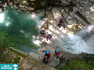Photo n°14 de Un jour en Montagne - Canyoning Pyrénées à Gan ()