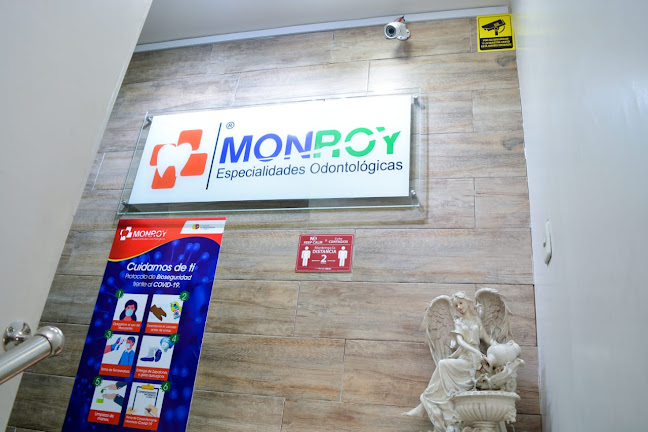 Opiniones de Monroy Clínica Dental en Guayaquil - Dentista