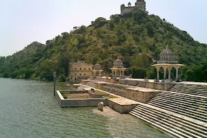 Jaisamand Lake image