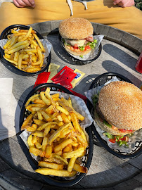 Plats et boissons du Restaurant de hamburgers O'BUS Burger Pizza - A EMPORTER ET EN LIVRAISON LE SOIR à Sciez - n°7
