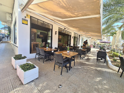 Mana Lounge Beach - C. San Pedro, 41, LOCAL A, 03590 Altea, Alicante, Spain