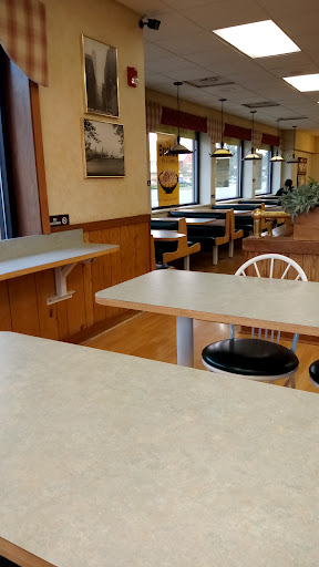 Coffee Shop «Starbucks», reviews and photos, 38 South La Grange Road, La Grange, IL 60525, USA