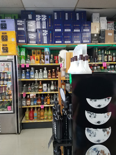 Liquor Store «Mar-Pat Liquors Inc», reviews and photos, 31-14 Farrington St, Flushing, NY 11354, USA