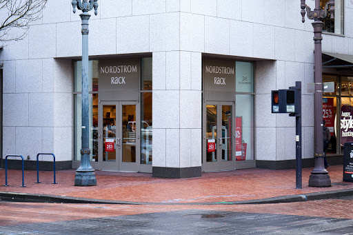 Department Store «Nordstrom Rack Downtown Portland», reviews and photos, 245 SW Morrison St, Portland, OR 97204, USA