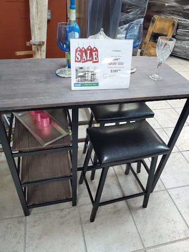 Furniture Store «Michaels Furniture», reviews and photos, 5949 Pacific Blvd, Huntington Park, CA 90255, USA