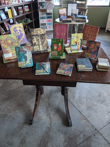 Book Store «FoxTale Book Shoppe», reviews and photos, 105 E Main St, Woodstock, GA 30188, USA