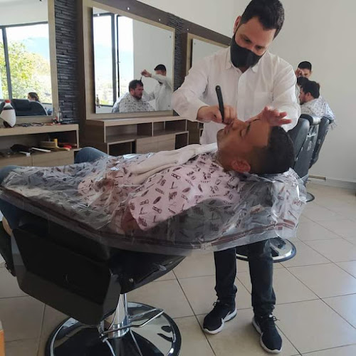 Opiniones de Barber Shop Gentleman Cut Shave en Quito - Barbería