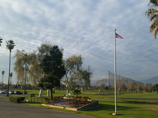 Public Golf Course «Whispering Lakes Golf Course», reviews and photos, 2525 E Riverside Dr, Ontario, CA 91761, USA