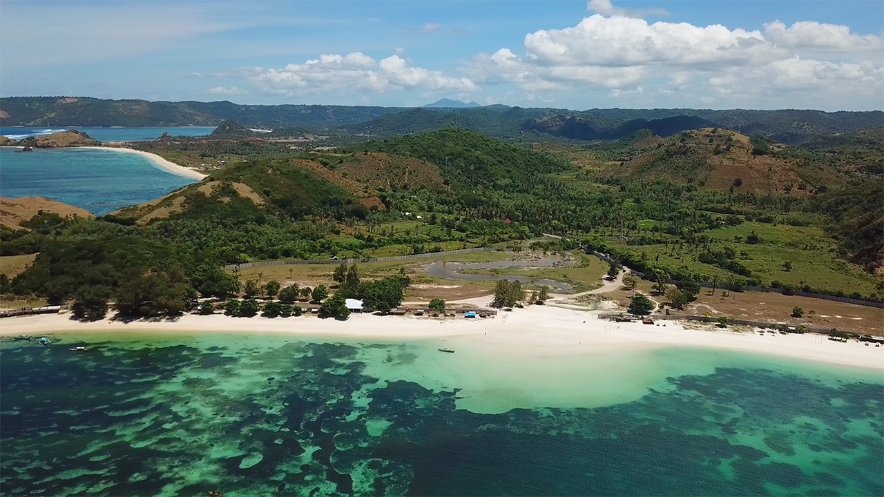 Tanjung Aan Beach'in fotoğrafı - tatil için iyi evcil hayvan dostu nokta