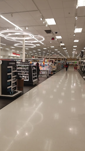 Department Store «Target», reviews and photos, 12471 Limonite Ave, Mira Loma, CA 91752, USA