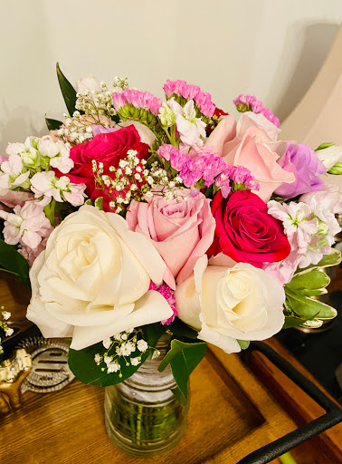 Florist «Mamaroneck Flowers», reviews and photos, 615 E Boston Post Rd, Mamaroneck, NY 10543, USA