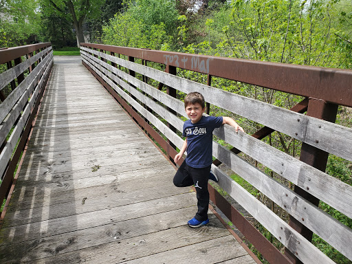 Community Center «Camelot Park», reviews and photos, 1005 E Suffield Dr, Arlington Heights, IL 60004, USA