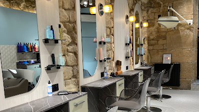 Léa Caminade coiffeur coloriste paris à Paris