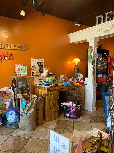 Pet Store «Desert Raw Holistic Pet», reviews and photos, 1330 Foothill Dr, Salt Lake City, UT 84108, USA