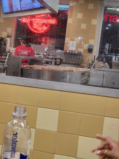 Bakery «Krispy Kreme Doughnuts», reviews and photos, 5318 W Irlo Bronson Memorial Hwy, Kissimmee, FL 34746, USA