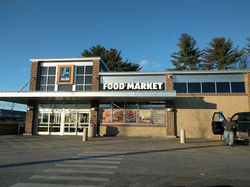 ALDI, 332 Boston Post Rd, North Windham, CT 06256, USA, 