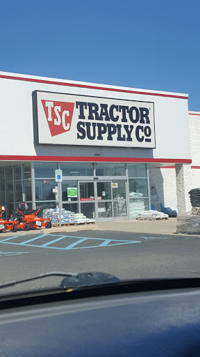 Tractor Supply Co., 12891 Quincy St, Holland, MI 49424, USA, 