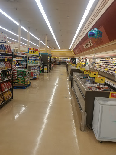 Grocery Store «Schnucks», reviews and photos, 2811 Homer Adams Pkwy, Alton, IL 62002, USA