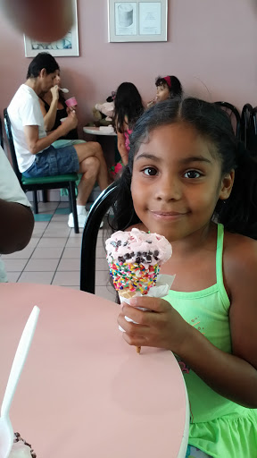 Ice Cream Shop «Marble Slab Creamery», reviews and photos, 2470 S Texas 6, Houston, TX 77077, USA