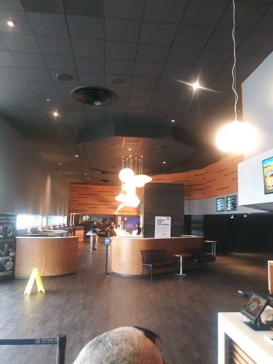 Movie Theater «Studio Movie Grill», reviews and photos, 8580 Hwy 6 N, Houston, TX 77095, USA