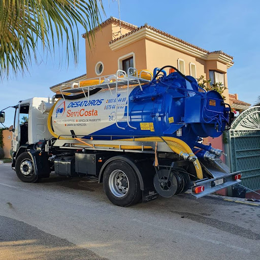 Desatoros Estepona Sevicosta en Estepona, Málaga
