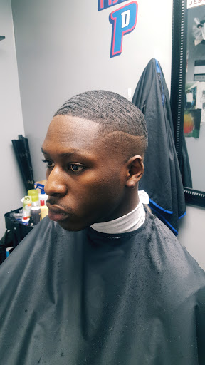 Barber Shop «R Barber Shop», reviews and photos, 19310 Grand River Ave, Detroit, MI 48223, USA