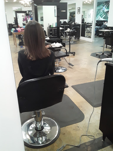 Beauty Salon «Bangz Hair Salon», reviews and photos, 1203 S 43rd St, Wilmington, NC 28403, USA