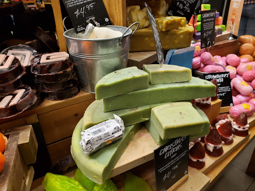 Cosmetics Store «Lush Cosmetics», reviews and photos, 6191 S State St, Murray, UT 84107, USA