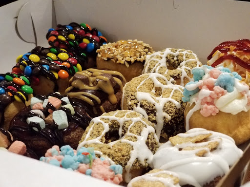 Donut Shop «Mini Doughnut Factory», reviews and photos, 2109 S Dale Mabry Hwy, Tampa, FL 33629, USA