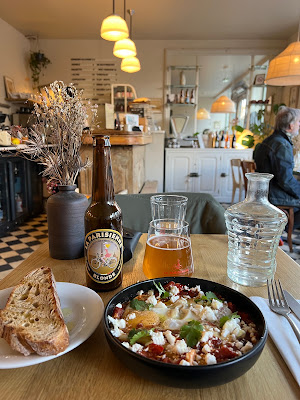 Les 5 Marches - café cantine à Paris