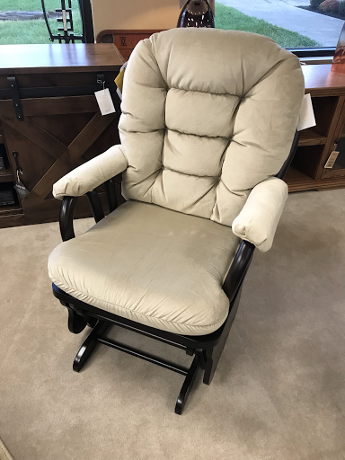 Furniture Store «Edwards Furniture», reviews and photos, 800 W Central Ave, Springboro, OH 45066, USA