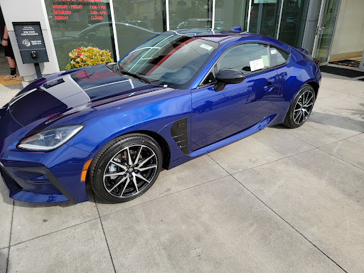 Toyota Dealer «Toyota Of Whittier», reviews and photos, 14577 Whittier Blvd, Whittier, CA 90605, USA