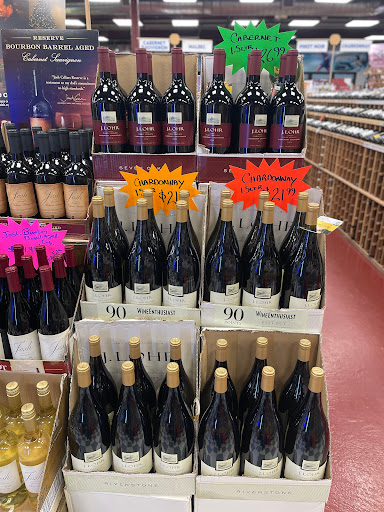 Liquor Store «Marshfield Liquor Store», reviews and photos, 1852 Ocean St, Marshfield, MA 02050, USA