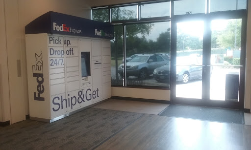 Print Shop «FedEx Office Print & Ship Center», reviews and photos, 1518 E Southlake Blvd, Southlake, TX 76092, USA