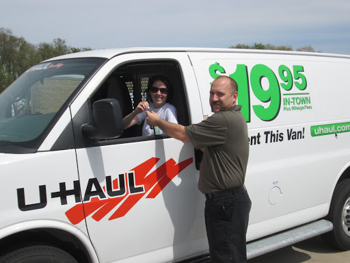 Truck Rental Agency «U-Haul Moving & Storage of Clementon», reviews and photos, 270 White Horse Pike, Clementon, NJ 08021, USA