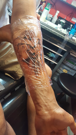 Tattoo Shop «Quality Ink -Tattoo and Piercing Studio», reviews and photos, 3604 Fort Crook Rd S, Bellevue, NE 68123, USA