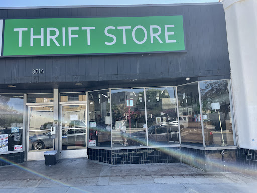 Thrift Store «L.A. Road Thrift Store», reviews and photos, 3516 N Eagle Rock Blvd, Los Angeles, CA 90065, USA