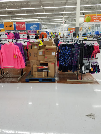 Department Store «Walmart Supercenter», reviews and photos, 3900 Dave Ward Dr, Conway, AR 72034, USA