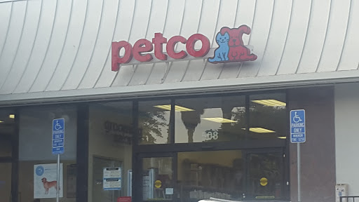 Pet Supply Store «Petco Animal Supplies», reviews and photos, 508 N Doheny Dr, West Hollywood, CA 90048, USA