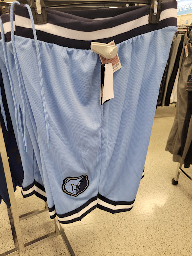 Clothing Store «Ross Dress for Less», reviews and photos, 3211 Peoples St, Johnson City, TN 37604, USA