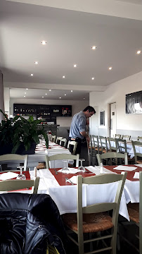 Atmosphère du Galo,s restaurant portugais à Aubergenville - n°12