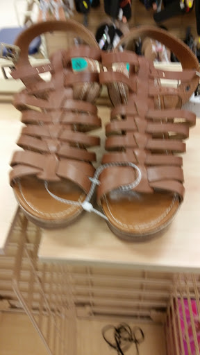 Department Store «Marshalls & HomeGoods», reviews and photos, 701 NJ-440, Jersey City, NJ 07304, USA