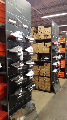 Clothing Store «Nike Factory Store», reviews and photos, 29300 Hempstead Rd #501, Cypress, TX 77433, USA