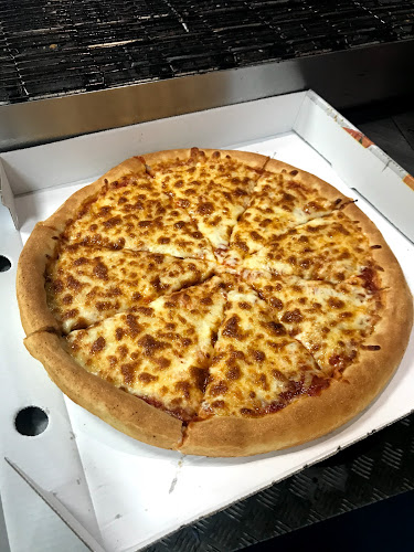 Reviews of Pizza Centre in Hull - Pizza
