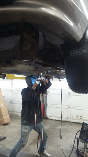 Auto Body Shop «B & K Collision of Melvindale», reviews and photos, 2521 Oakwood, Melvindale, MI 48122, USA