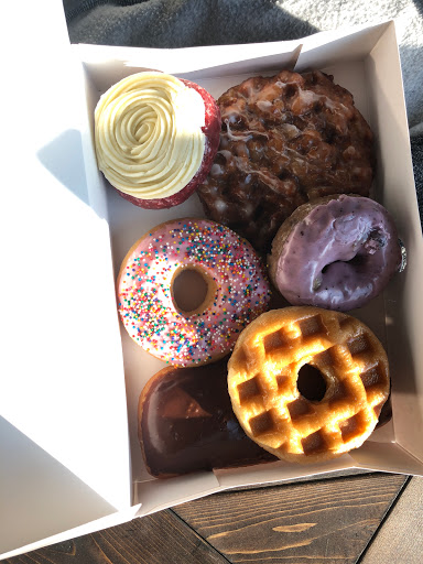 Donut Shop «Country Donuts», reviews and photos, 4524 Golden Triangle Boulevard, Fort Worth, TX 76244, USA